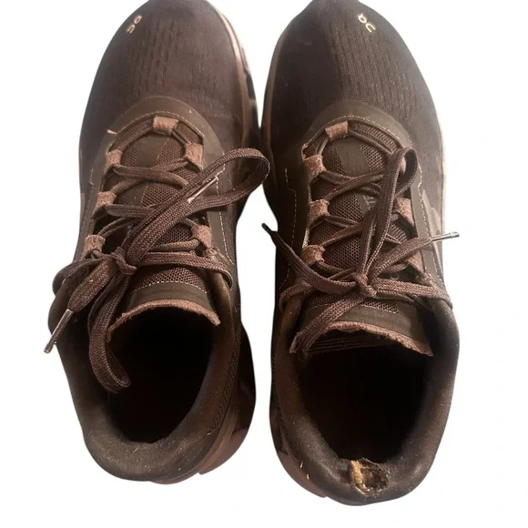 Sold On Cloud Monster Sneakers Womens 9.5 Black Running trainers Sporty - Picture 11 of 14